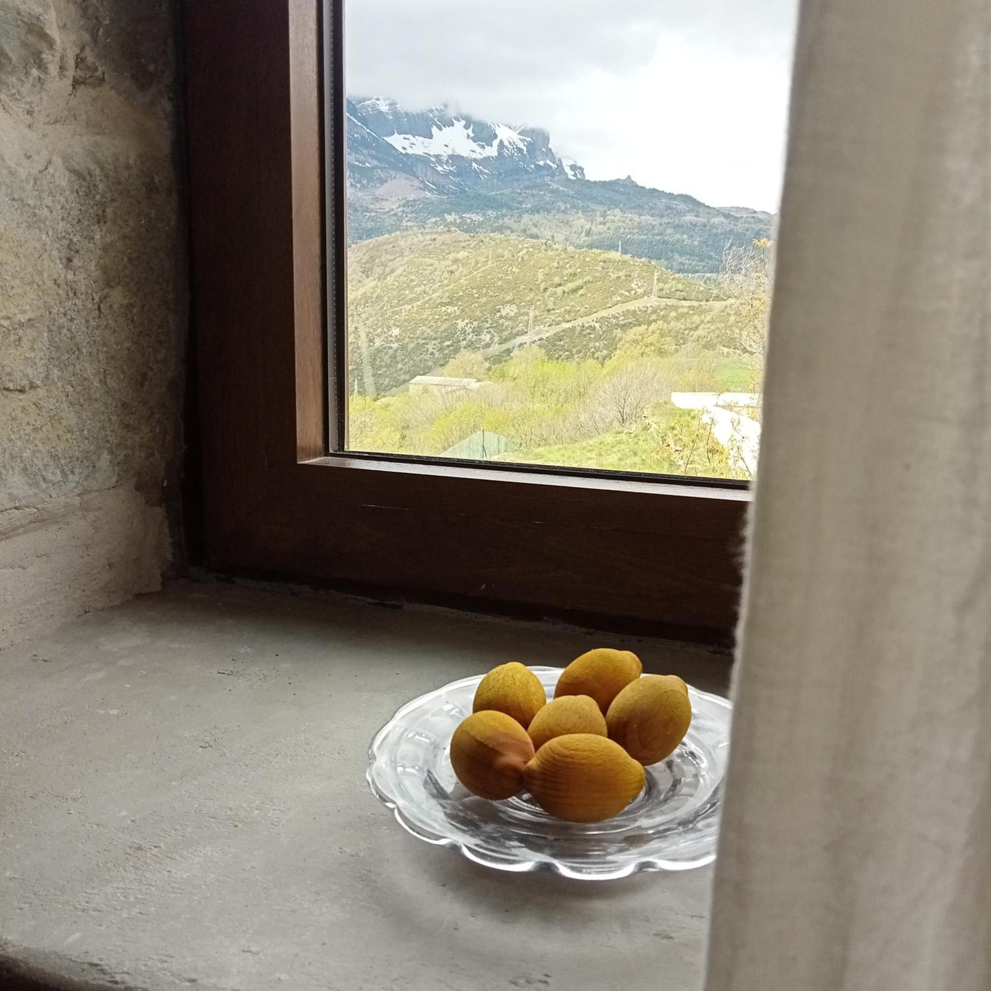 Suite En Cuadra Pajar, Casa Rural Hoz de Jaca Exteriér fotografie